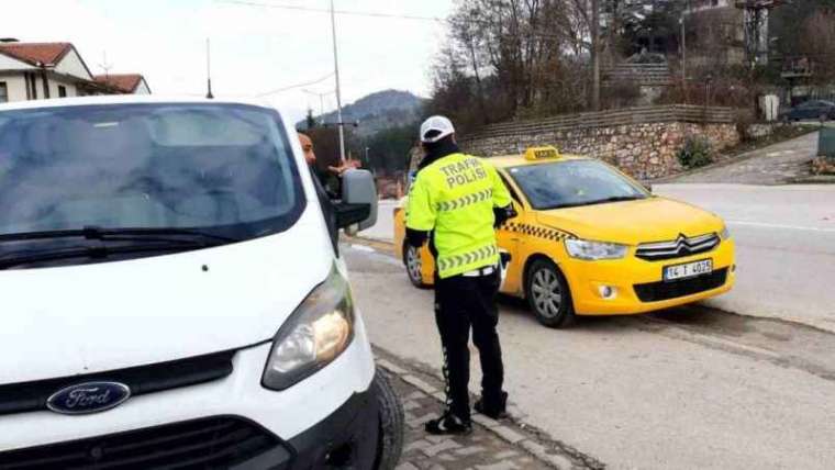 Trafik Polisi Ekipleri Denetimlerini Sıkılaştırdı 4