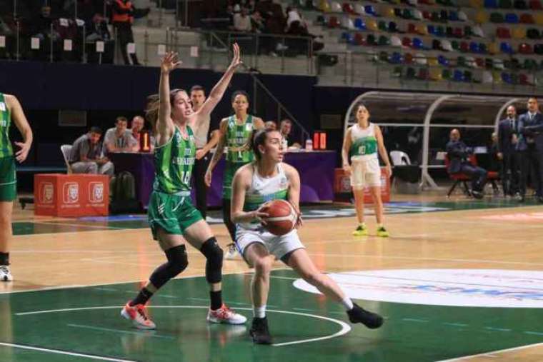 Kadınlar Basketbol Süper Ligi: İzmit Belediyespor: 69 - OGM Ormanspor: 65 6