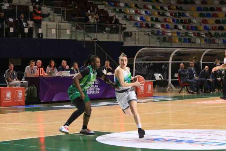 Kadınlar Basketbol Süper Ligi: İzmit Belediyespor: 69 - OGM Ormanspor: 65 11