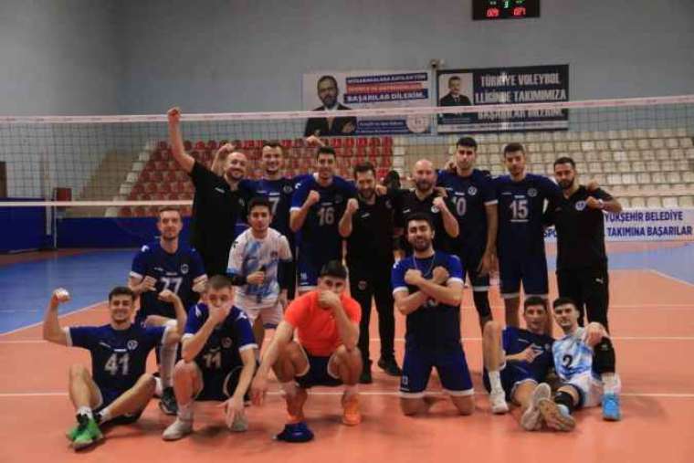 TVF Erkekler Voleybol 1. Ligi: Kocaeli Büyükşehir Belediye Kağıtspor: 3 - Ziraat Bankkart: 0 1