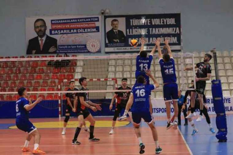 TVF Erkekler Voleybol 1. Ligi: Kocaeli Büyükşehir Belediye Kağıtspor: 3 - Ziraat Bankkart: 0 2