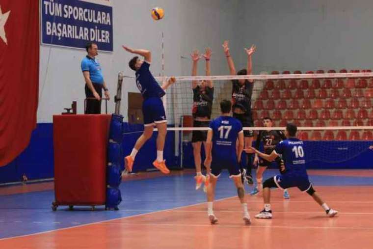 TVF Erkekler Voleybol 1. Ligi: Kocaeli Büyükşehir Belediye Kağıtspor: 3 - Ziraat Bankkart: 0 3