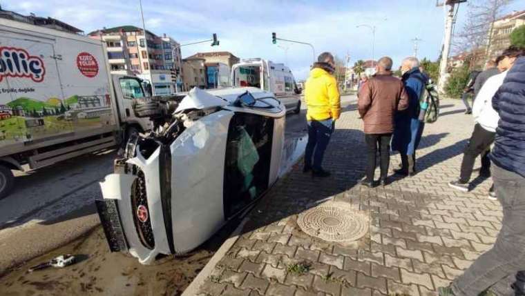 Motosiklete Çarpmamak İçin Manevra Yaptı Sonra... 6