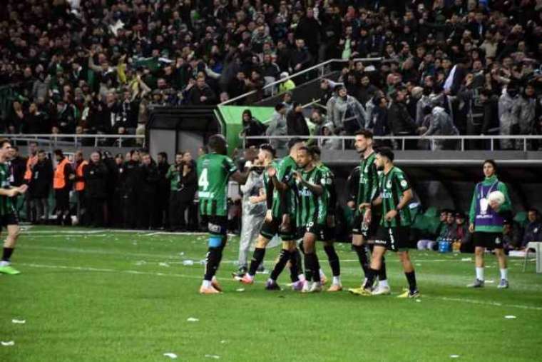 Trendyol 1. Lig: Sakaryaspor: 3 - Kocaelispor: 1 16