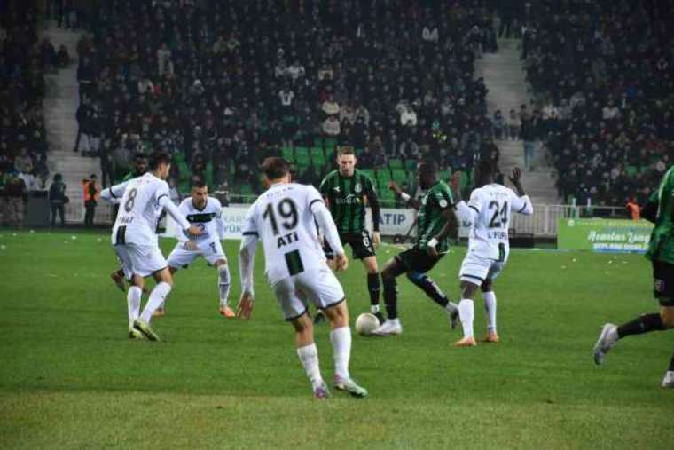 Trendyol 1. Lig: Sakaryaspor: 3 - Kocaelispor: 1 18