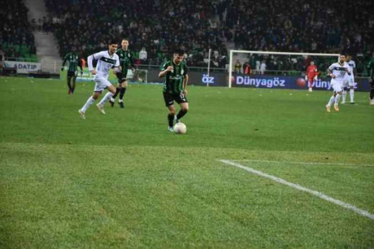 Trendyol 1. Lig: Sakaryaspor: 3 - Kocaelispor: 1 19