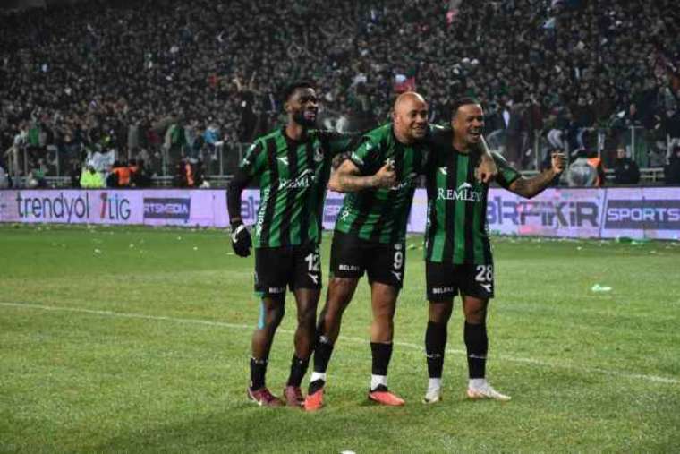 Trendyol 1. Lig: Sakaryaspor: 3 - Kocaelispor: 1 23