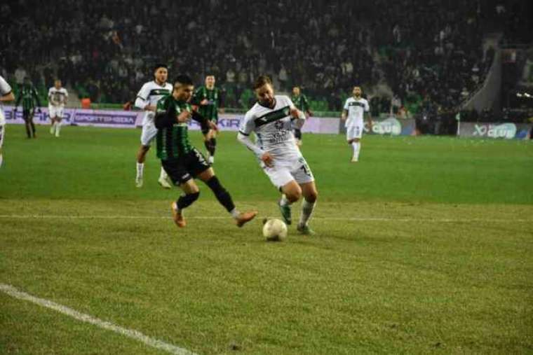 Trendyol 1. Lig: Sakaryaspor: 3 - Kocaelispor: 1 24