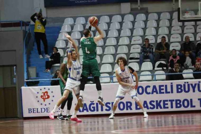 Türkiye Basketbol Ligi: Kocaeli BŞB Kağıtspor: 83 - OGM Ormanspor: 85 4