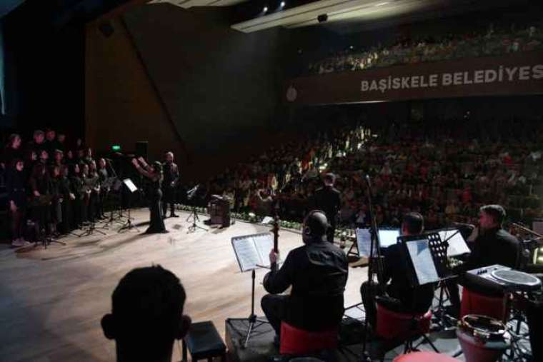 Türkiye Yüzyılı Başiskele’de türkülerle anlatıldı 1