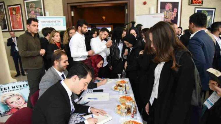 Düzce'de “Mahremiyetin Dönüşümü Çalıştayı” Gerçekleştirildi 3