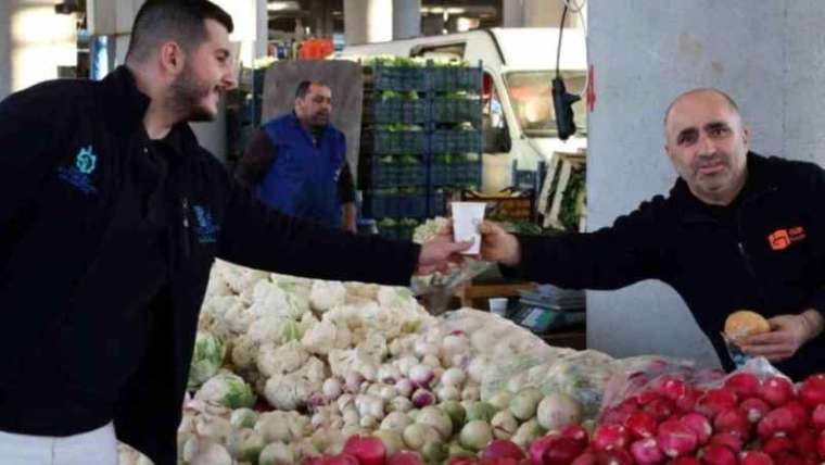 Pazarcı Esnafına KBB'den Çorba İkramı 3