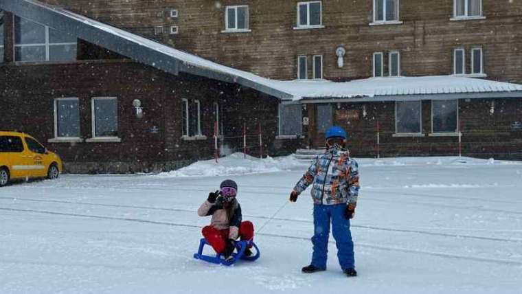 Bolu'da Kar Yağışı Başladı 5