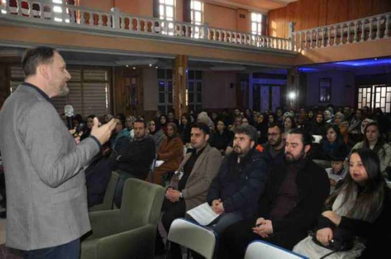 Doç.Dr. Mehmet Dinç Tarafından "Mesleğinden Güç Almak" Semineri! 3