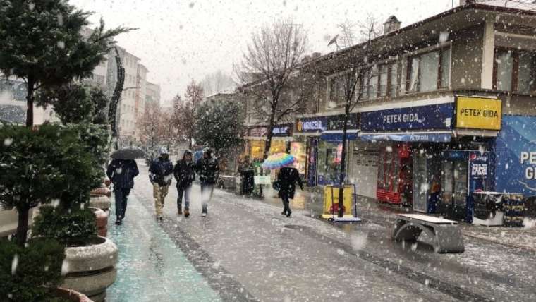 Bolu'da Kar Yağışı Etkisini Gösteriyor 4