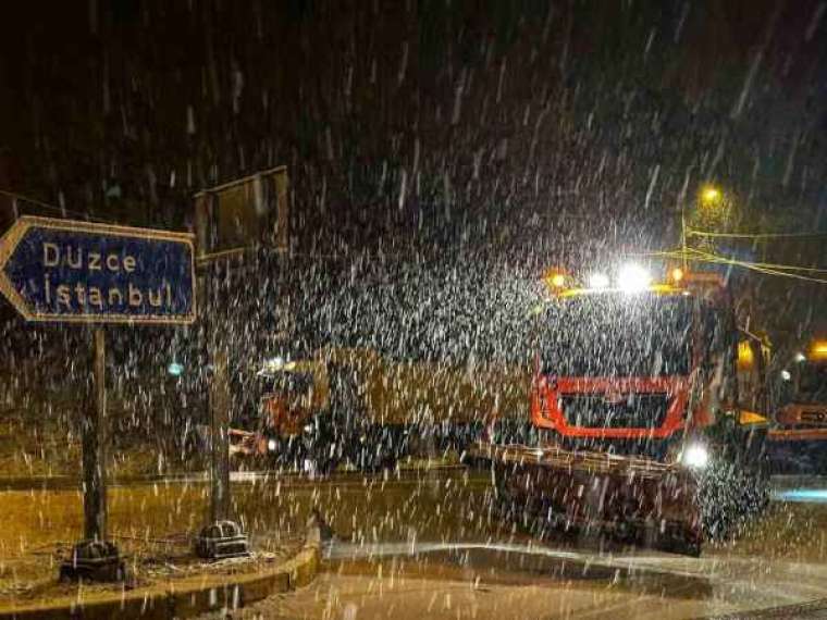 Bolu Dağı’nda Kar Yağışı Başladı: Kar Kalınlığı 5 Santimetre! 1