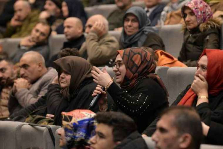 Mete Yarar'dan Başiskele’de Türkiye’nin 100.Yılını Anlatan Söyleyiş! 1