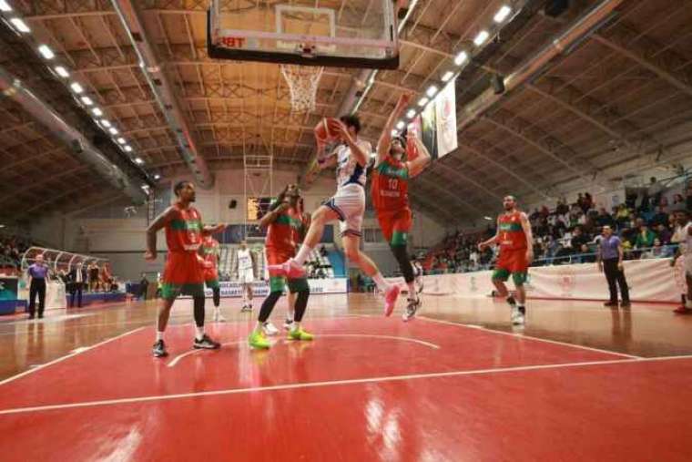 TBL: Kocaeli BŞB Kağıtspor: 87 - Semt77 Yalovaspor: 96 1