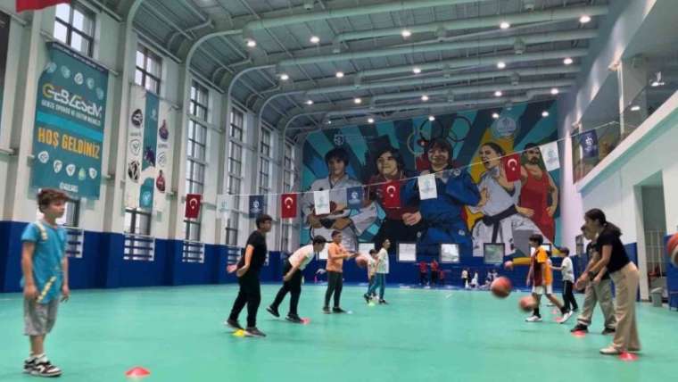 Kocaeli'de Spor Okullarında 9 Branşta 128 Spor 4