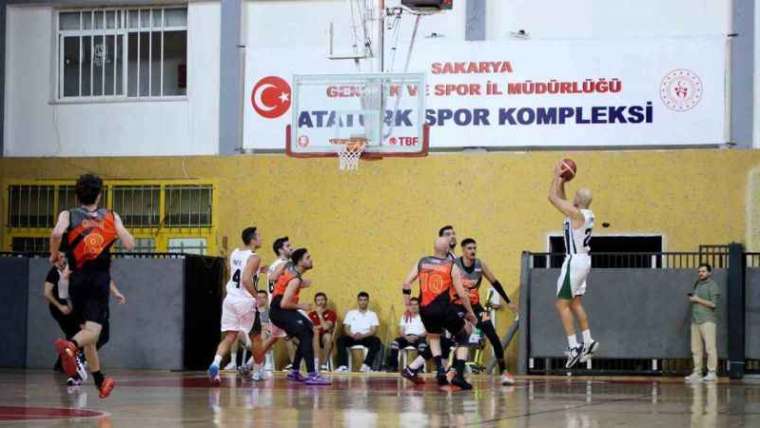  Sakarya Büyükşehir Basketbol Takımı 71-91’lik Skorla Galip Ayrıldı 1