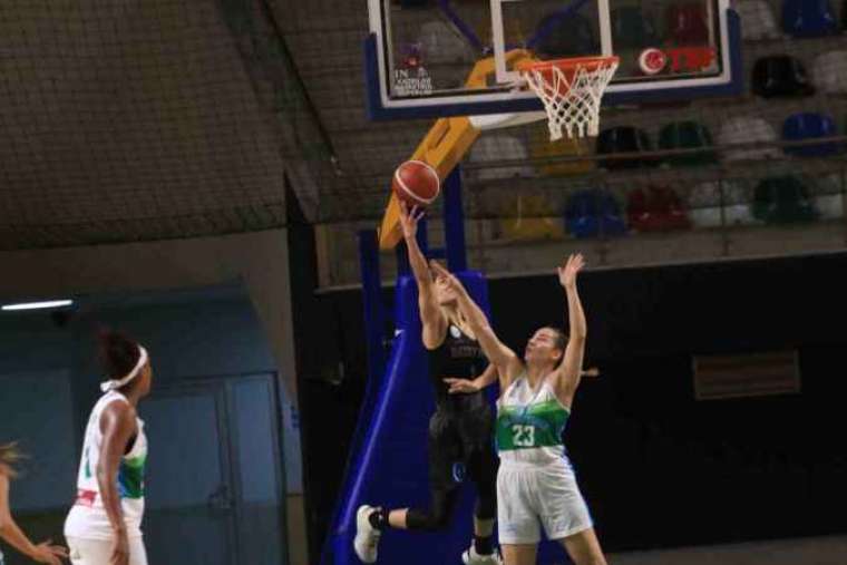 Kadınlar Basketbol Süper Ligi: İzmit Belediyespor: 131 - Hatay BŞB: 87 10