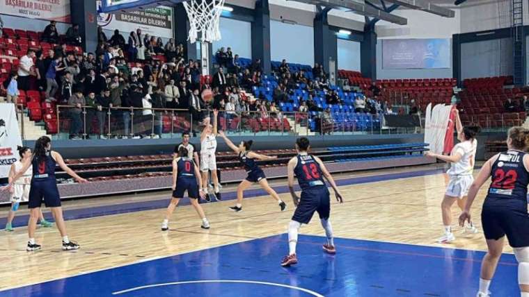 Düzce Atletik Evinde Galip! 3