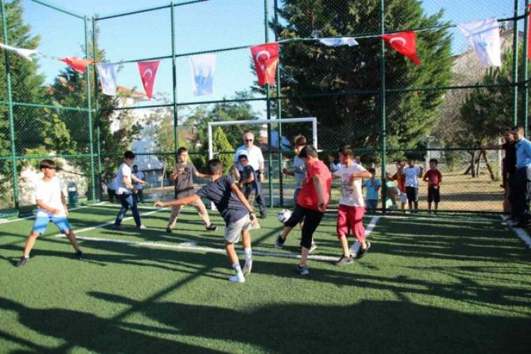 Derince’de Çocukların Ve Gençlerin Güvenle Spor Yapabileceği 24 Yeni Tesis! 2