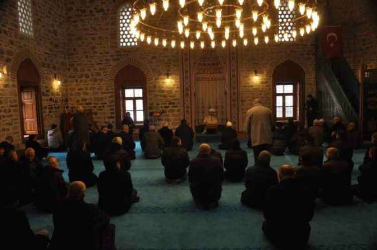 Kanuni Sultan Süleyman’ın yaptırdığı camide 7 yıl sonra ilk namaz 1