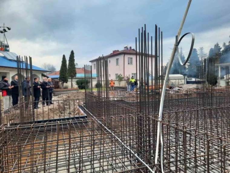 Düzce'de Deprem Sonrası Yıkılan Cami Temelleri Atılıyor 2