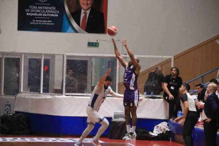 TBL: Kocaeli BŞB Kağıtspor: 57 - Sigortam Net: 81 4