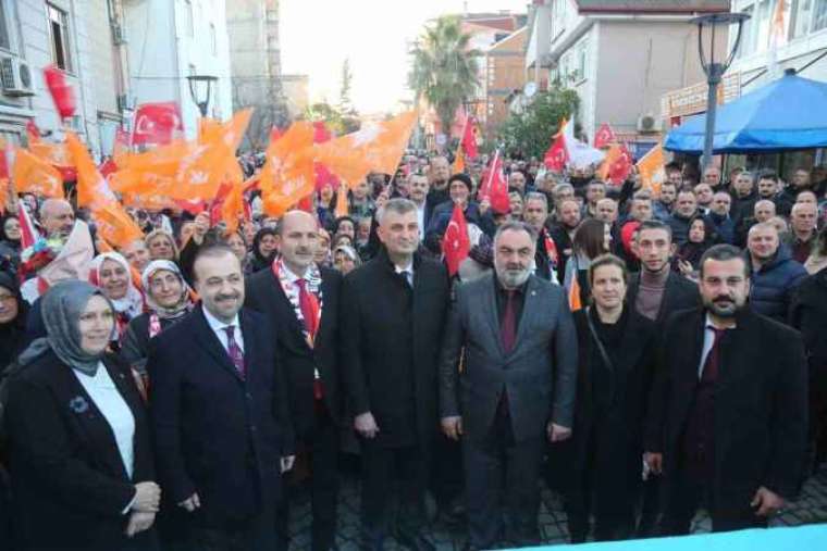 Gölcük Belediye Başkanı Ve Yeni Dönem Belediye Başkanı Adayı Olan Sezer'den Gövde Gösterisi! 1