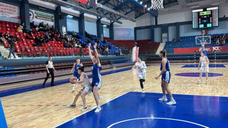 Düzce Atletik, Kendi Sahasında Gallardo’ya 84-64’lük Skorla Yenildi 3