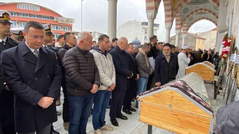 Kocaeli'de Dede ile Torunun Aynı Günde Vefatı Yürekleri Dağladı 3