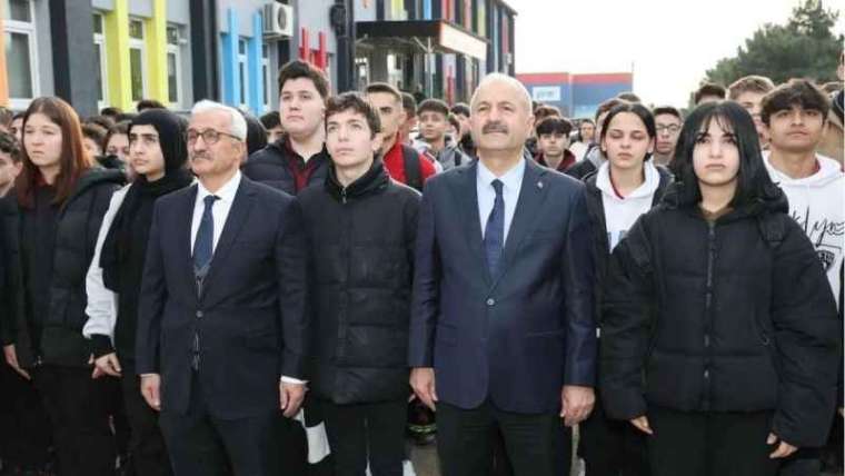 Büyükgöz’den meslek lisesi öğrencilerine: "Sizler altın bilezik dükkanının içindesiniz" 4