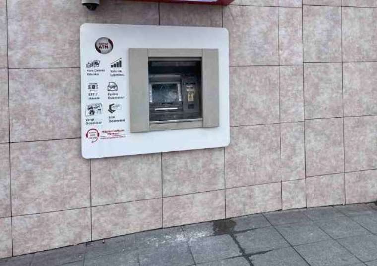 Sakarya'da Banka ATM'lerine Saldırı Gerçekleşti!⬇ 7