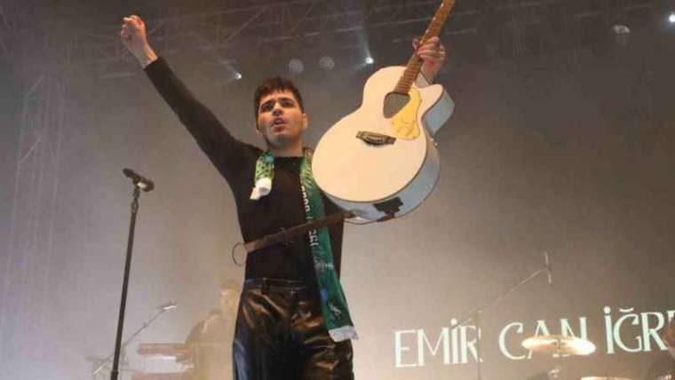 Emir Can İğrek ile Kadın Festivali'nde Müzik Dolu Bir Gece! 4