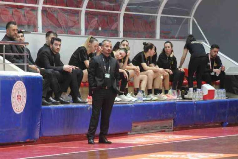 Kadınlar Basketbol Süper Ligi: İzmit Belediyespor: 113 - Çankaya Üniversitesi: 104 6