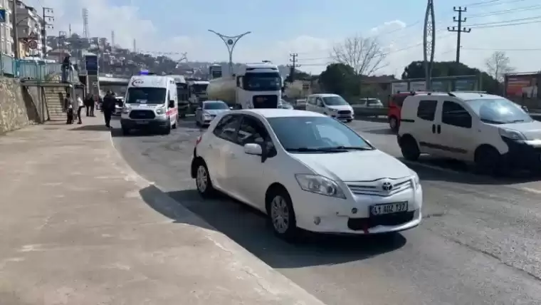  Kocaeli'de 7 Araç Birbirine Girdi! 5 Yaralı... 6