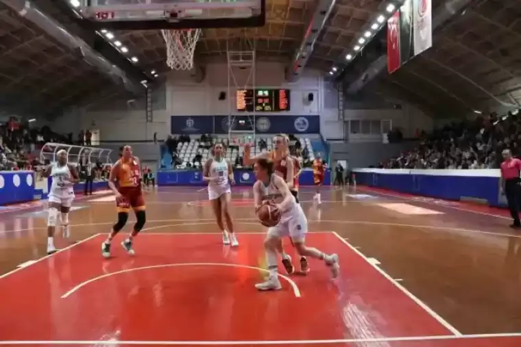 KBSL Play-Off: İzmit Belediyespor: 64 - Galatasaray: 90 7