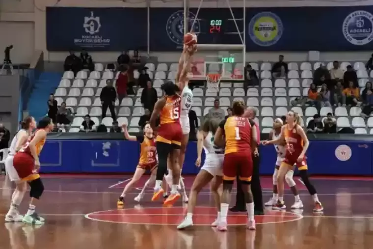 KBSL Play-Off: İzmit Belediyespor: 64 - Galatasaray: 90 13