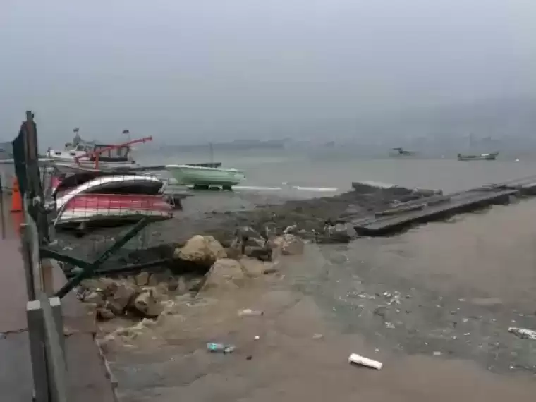 Fırtına Sonrası Denizde Kirlilik Gün Yüzüne Çıktı 3