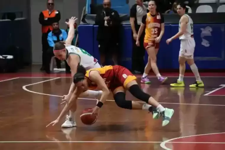 KBSL Play-Off: İzmit Belediyespor: 75 - Galatasaray: 78 8