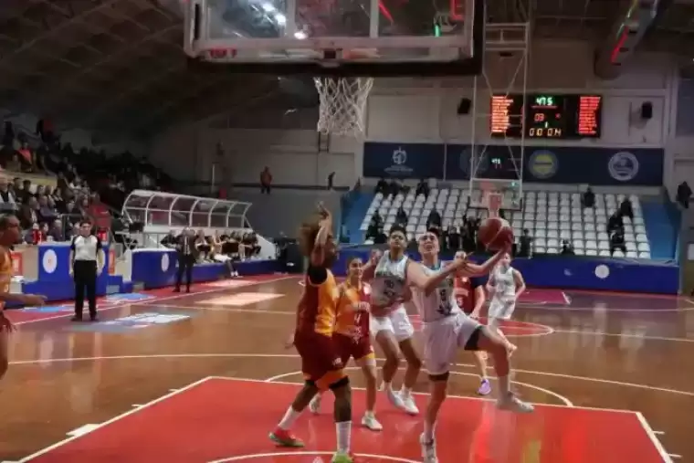 KBSL Play-Off: İzmit Belediyespor: 75 - Galatasaray: 78 11