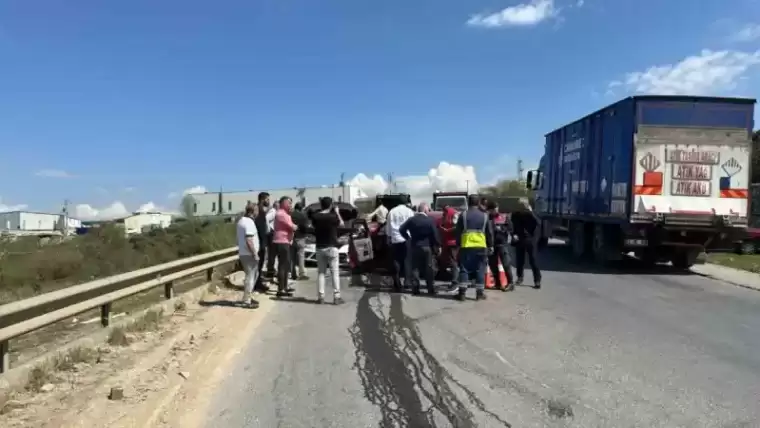 Gebze'de Feci Kaza: 3’ü Çocuk 5 Yaralı 1