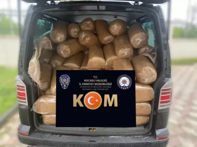 Kocaeli'de 1 Ton 100 Kilo Gümrük Kaçağı Tütün Yakalandı! 1