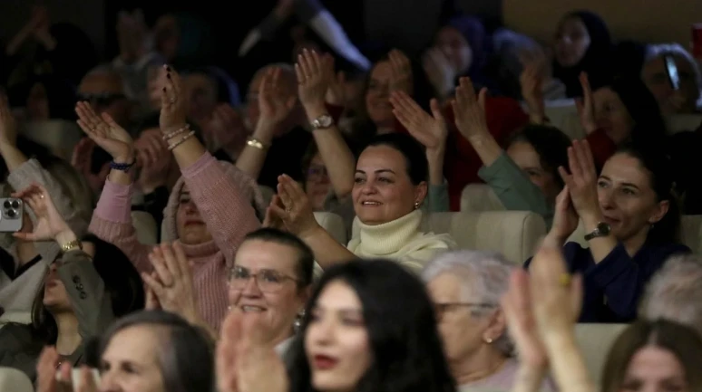 Sakarya'da Şubat Kültür Takvimi'nde Cem Karaca ve Barış Manço rüzgarı esti