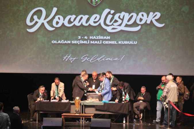 Kocaelispor, Engin Koyun ile devam!