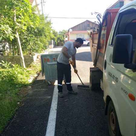 Başiskele’de Kurban Atıkları Hemen Toplandı