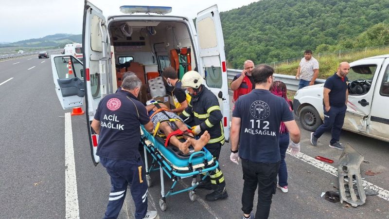 Kuzey Marmara Otoyolu’nda feci kaza: 2’si ağır 6 yaralı
