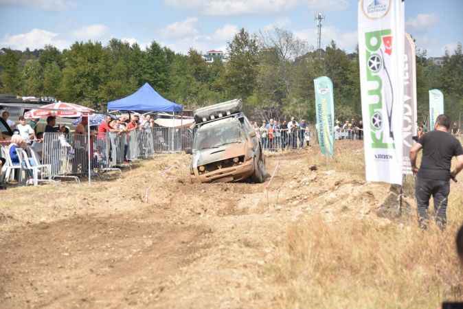 Kartepeliler Off-Road Etkinliği ile Aksiyon Dolu Anlar Yaşadı